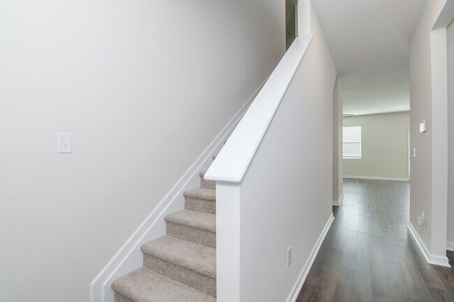 Building Photo - 1115 Sims Dr