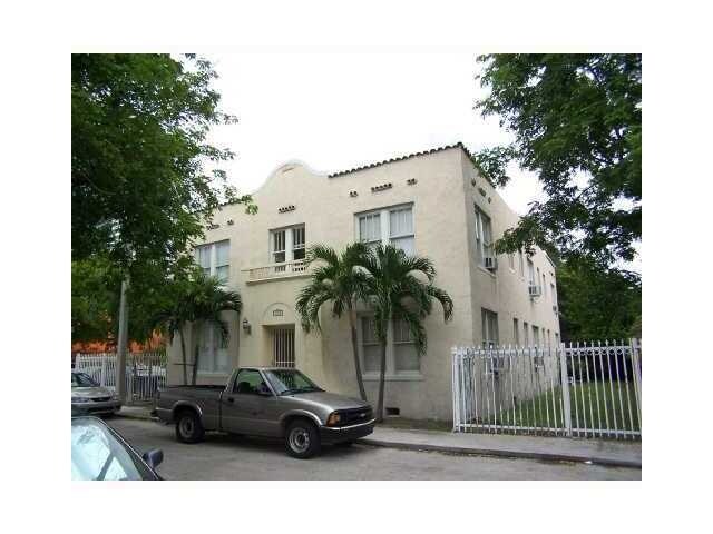 Primary Photo - 229 NE 32nd St