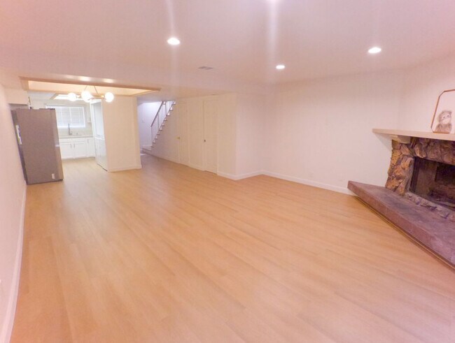 Foto del edificio - 227 N Belmont St
