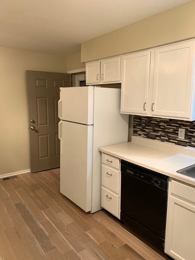 Building Photo - 1912 Remington Rd