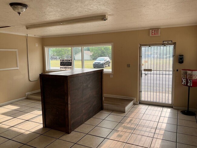 Foto del edificio - 1021 South Georgia Parkway