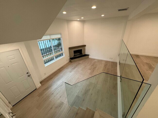 Foto del edificio - 431 N Alhambra Ave