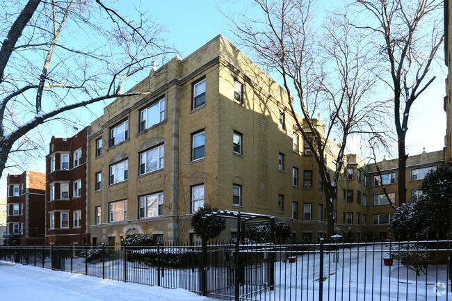 Foto del edificio - 7369-7379 N Damen Ave
