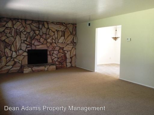 Building Photo - 2751 Pfe Rd