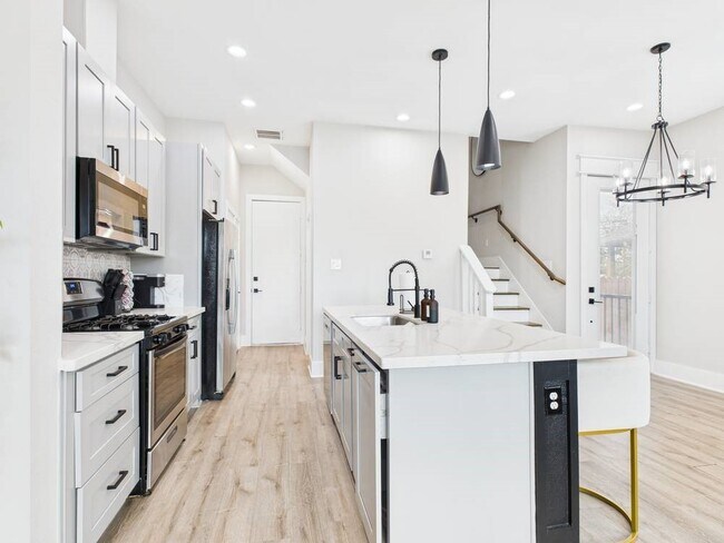 Foto del edificio - 6310 Norland St