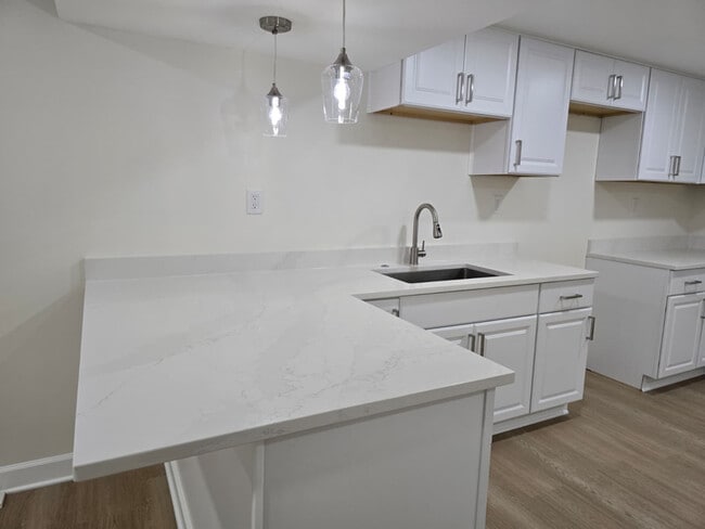 Photo - 5525 Norbeck Rd Apartment