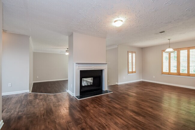 Building Photo - 2427 Napa Valley Dr