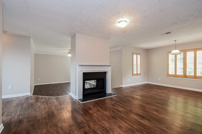 Foto del edificio - 2427 Napa Valley Dr