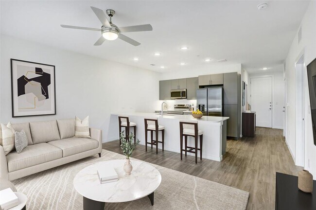 Foto del edificio - 4801 Springdale Rd