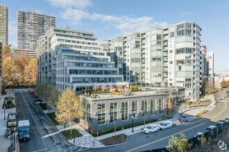 Building Photo - 9 Ave At Port Imperial