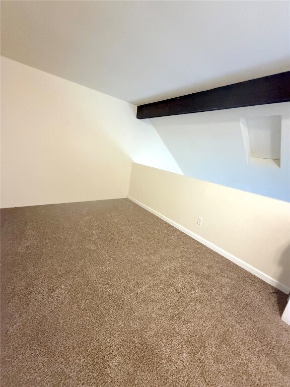 Foto del edificio - 822 White Oak Dr