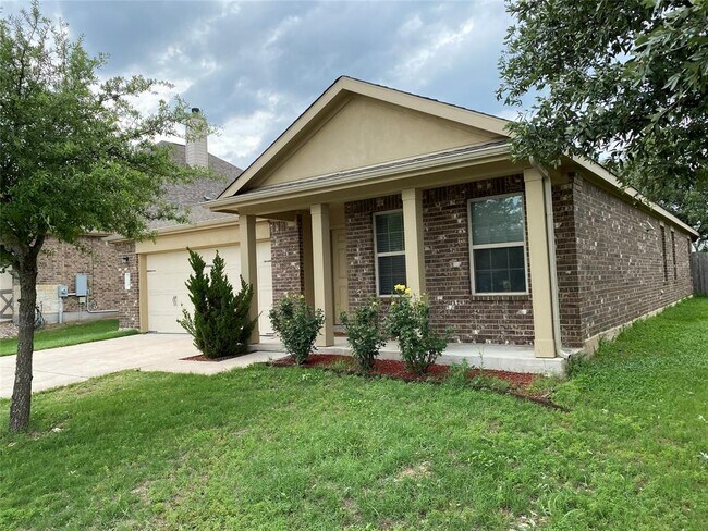 Foto del edificio - 724 Heritage Grove Rd