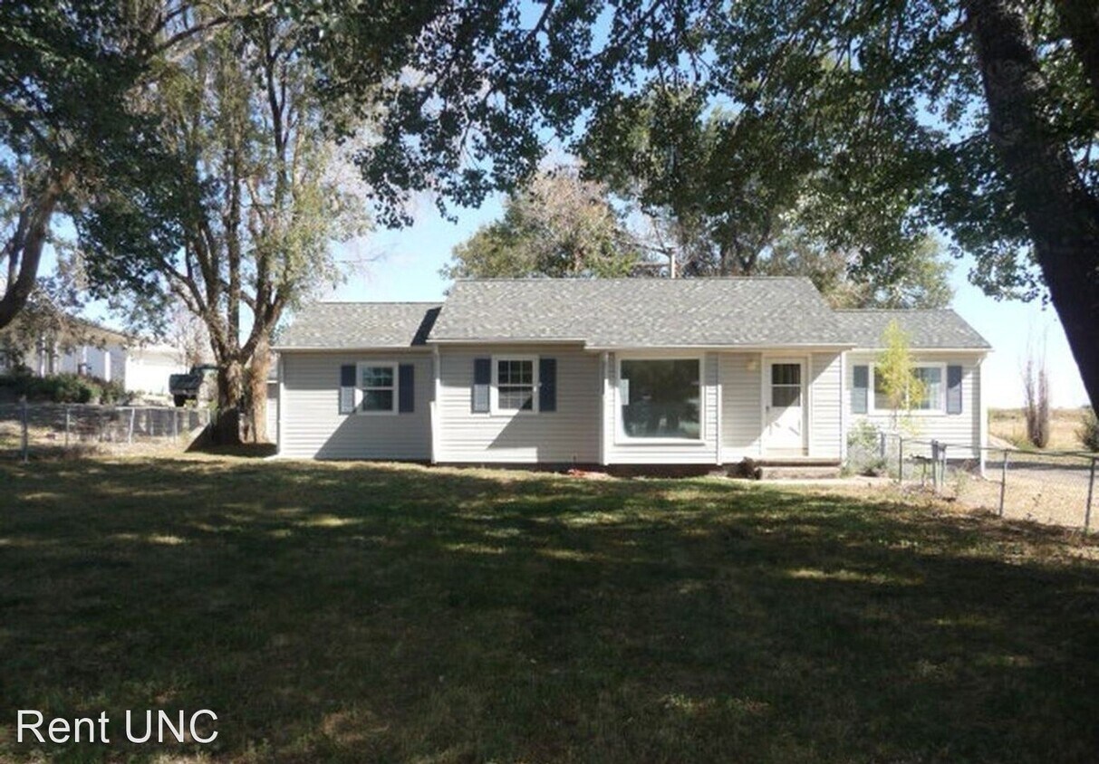 Primary Photo - 3 br, 1 bath House - 35190 County Road 39
