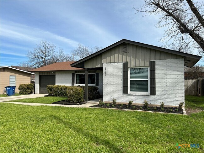 Foto del edificio - 362 Lockener Ave