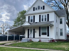 Building Photo - 719 N 8th St