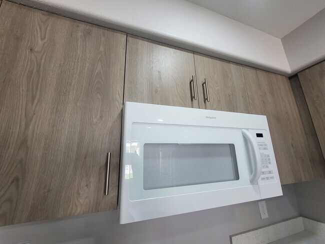 Foto del edificio - 409 E 3rd St