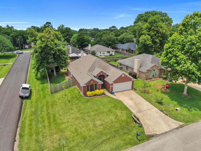 Building Photo - 10703 Estelle Cir