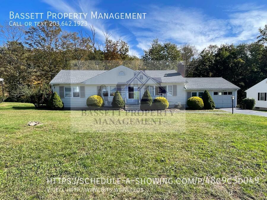 Primary Photo - 40 Macarthur Dr