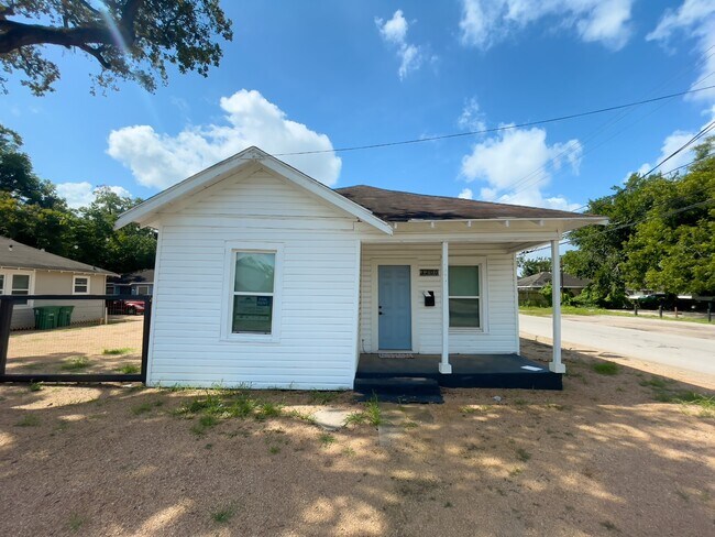 Foto del edificio - 3200 Kentucky St