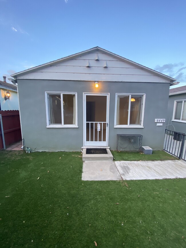 Building Photo - 4449 S Centinela Ave