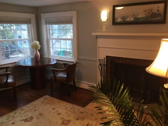 Building Photo - 29 Arnold Ave