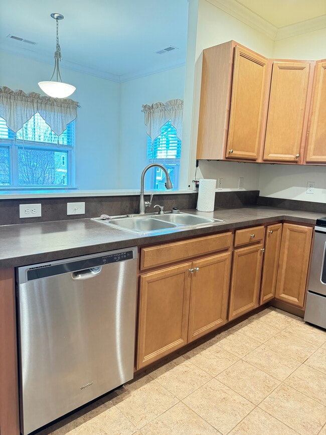 Foto del edificio - 5102 E Pebble Ln