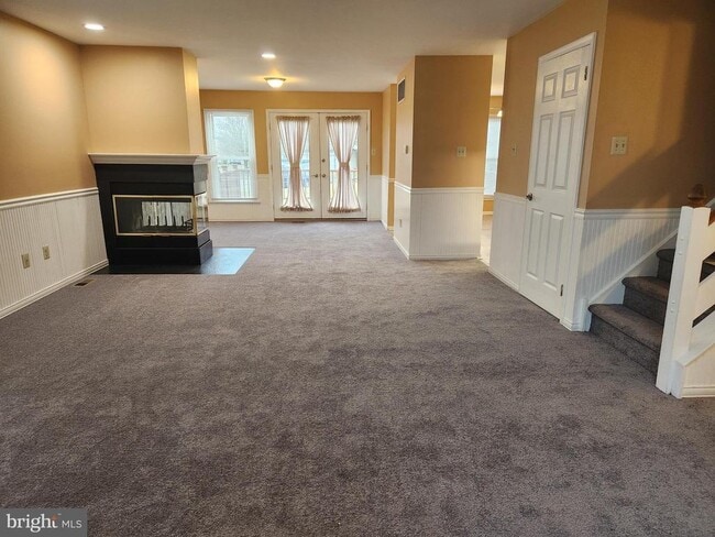 Foto del edificio - 449 Oakmont Ct