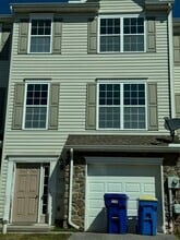 Building Photo - 1237 Ledge Dr