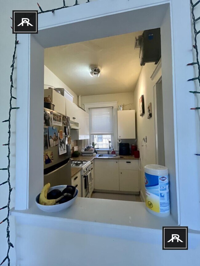 Building Photo - 2 bedroom in Brighton MA 02135