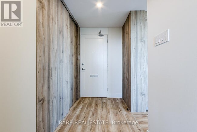 Photo du bâtiment - 55 Livingston Rd