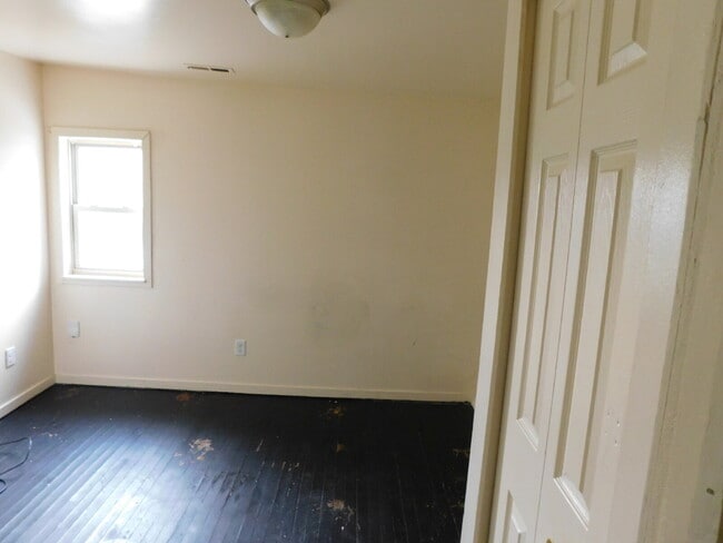 Building Photo - 1104 Minnie St