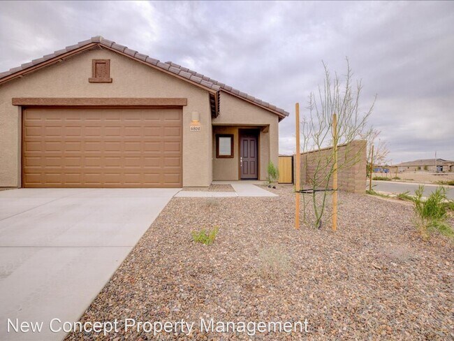 Building Photo - 4 br, 2 bath House - 6804 E. Camino Naife