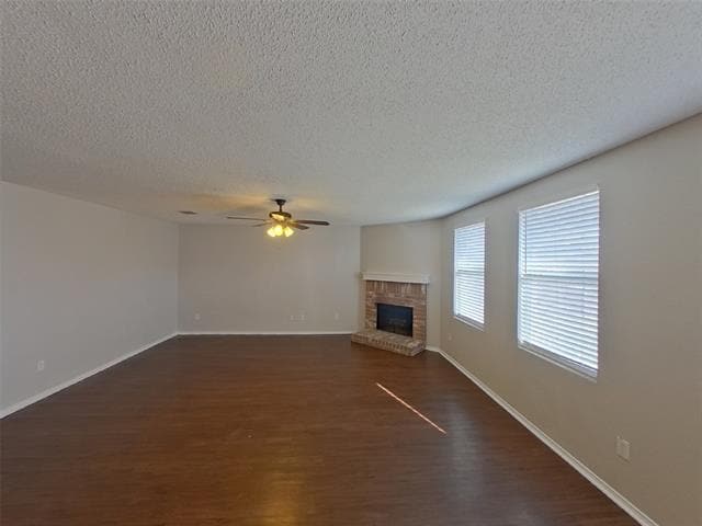 Foto del edificio - 1415 Lochspring Dr