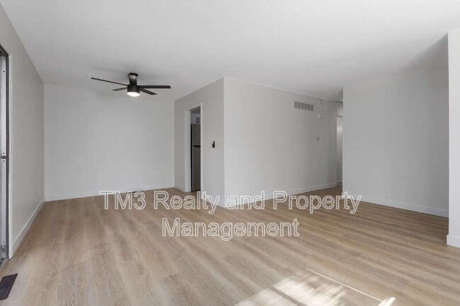Foto del edificio - 8423 Kessler St