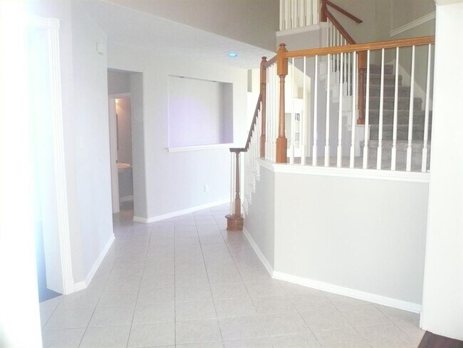 Foto del edificio - 1731 Northshore Dr
