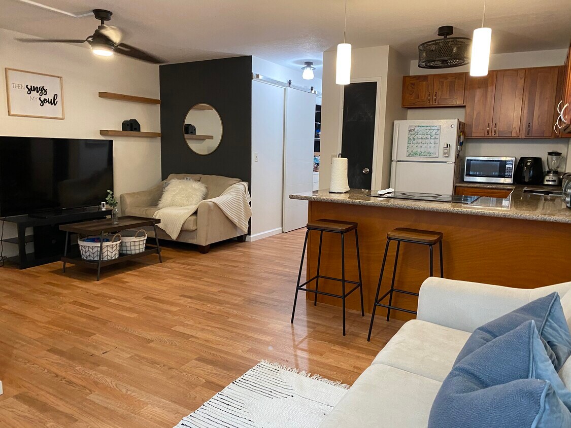 Foto principal - 1107 Acacia Rd