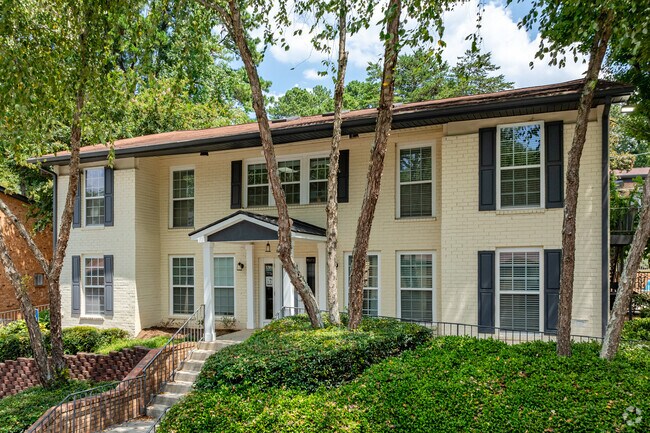 Oficina de arrendamiento - The Reserve at Birch Creek