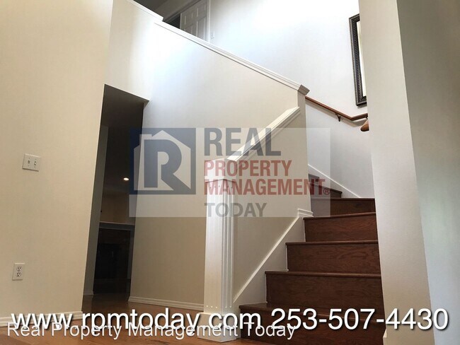 Building Photo - 4 br, 2.5 bath House - 8925 179th St E