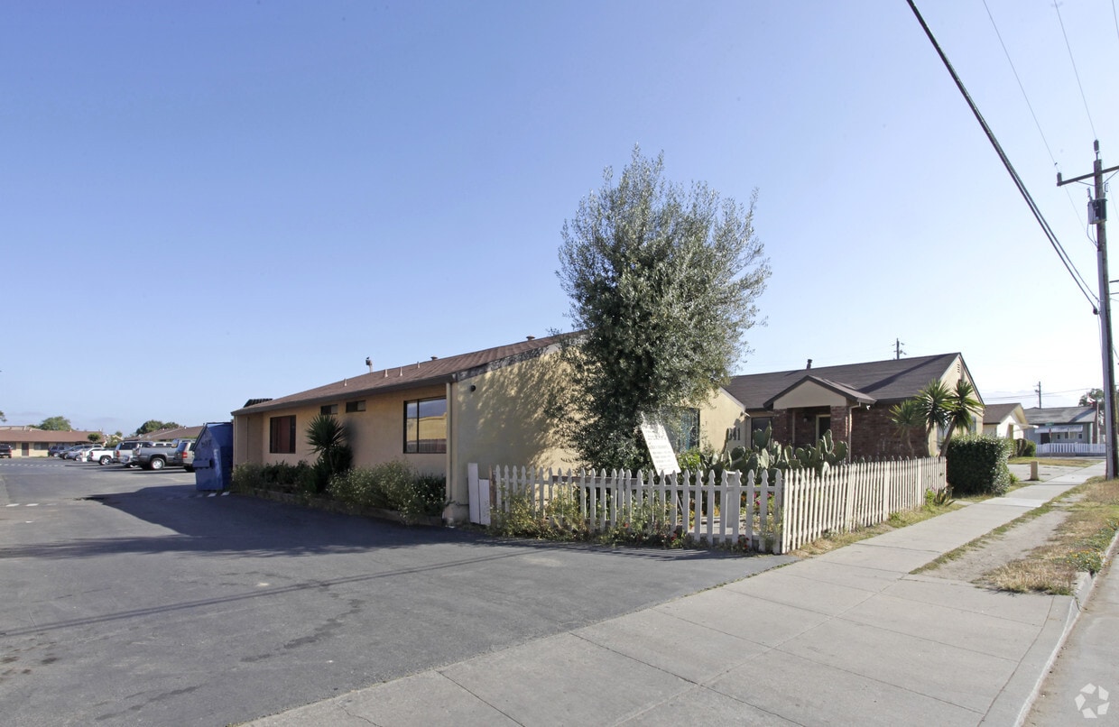 641 Williams Rd, Salinas, CA 93905 Apartments in Salinas, CA