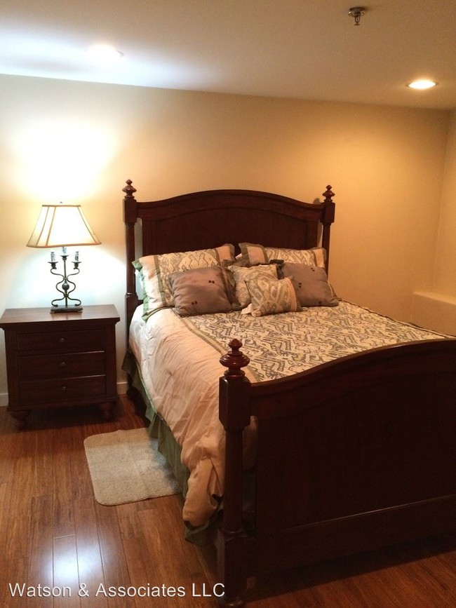 Building Photo - 1 br, 1 bath Apartment - 300 Route 66 Apt 3
