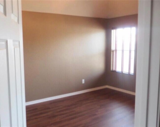 Foto del edificio - Lovely 3 beds/2 baths home located in Springs