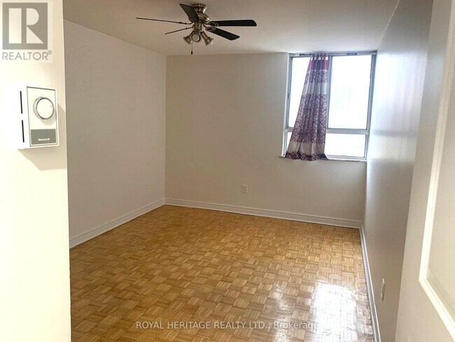 Building Photo - 1 Massey Square