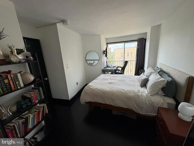 Foto del edificio - 1239 Vermont Ave NW