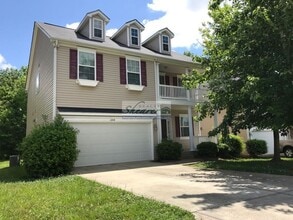Building Photo - 1210 Bottle Brush Ln