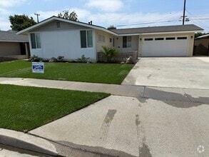 Building Photo - 6446 San Francisco Dr