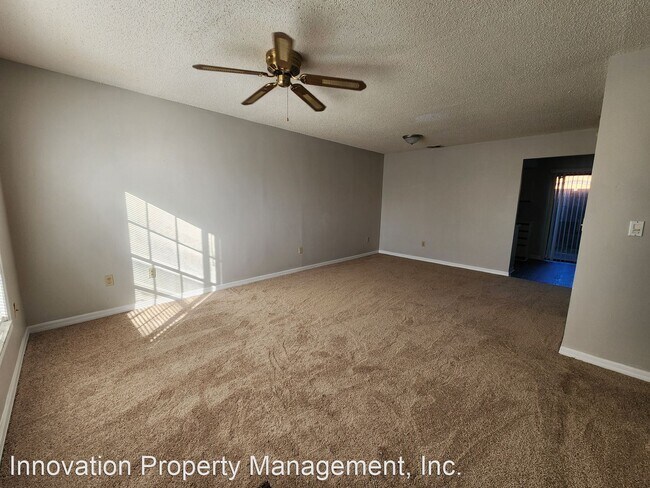 Foto del edificio - 2 br, 2.5 bath House - 3271 Forest Oaks Ct...