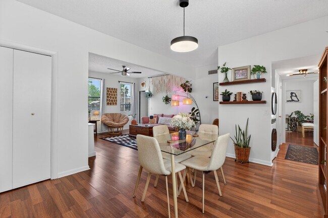 Foto del edificio - 2545 Oak St