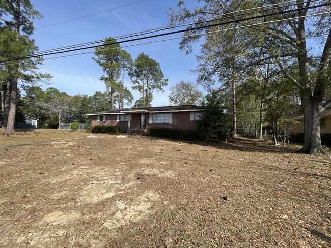Foto del edificio - 1920 Charlton Dr