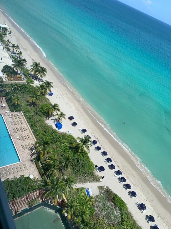 Foto del edificio - 2080 S Ocean Dr