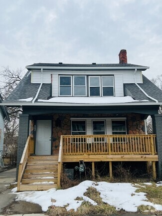 Building Photo - 2925 Montgomery Ave